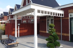 Exclusieve Veranda Terrasoverkapping met Raster en Daklicht van Veranda Plaza in Oegstgeest