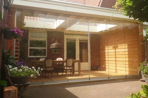 Exclusieve Veranda Tuinkamer met Glazenschuifwanden van Veranda Plaza in Aalsmeer